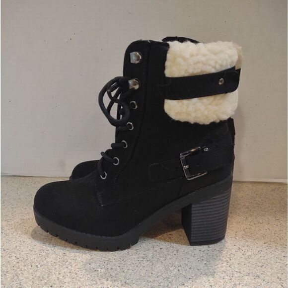 👍 Mudd New Suede Fur Lined Booties Size 6 A11 - Picture 1 of 6